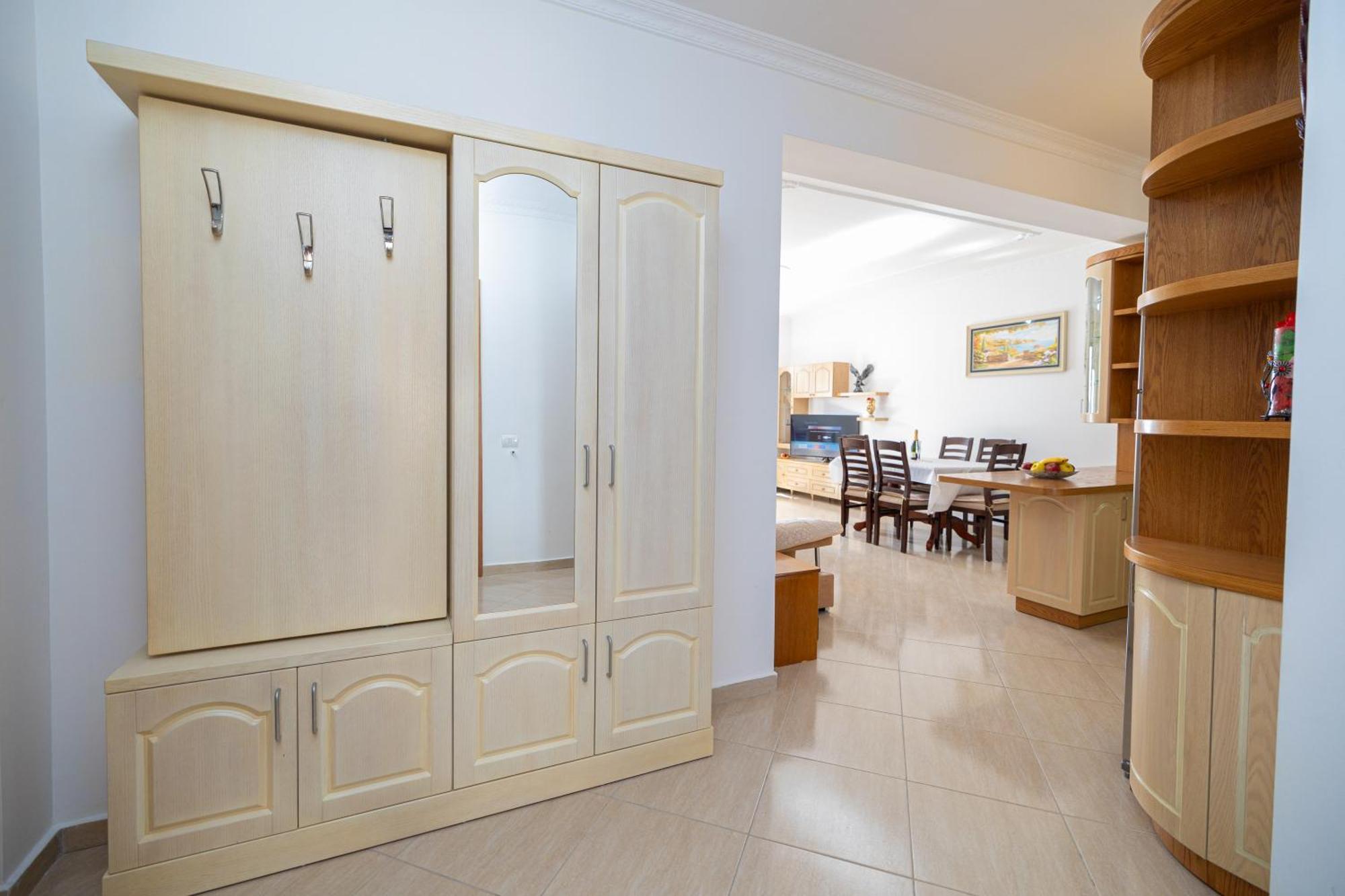Lucas Apartments Rental Vlore Exterior photo