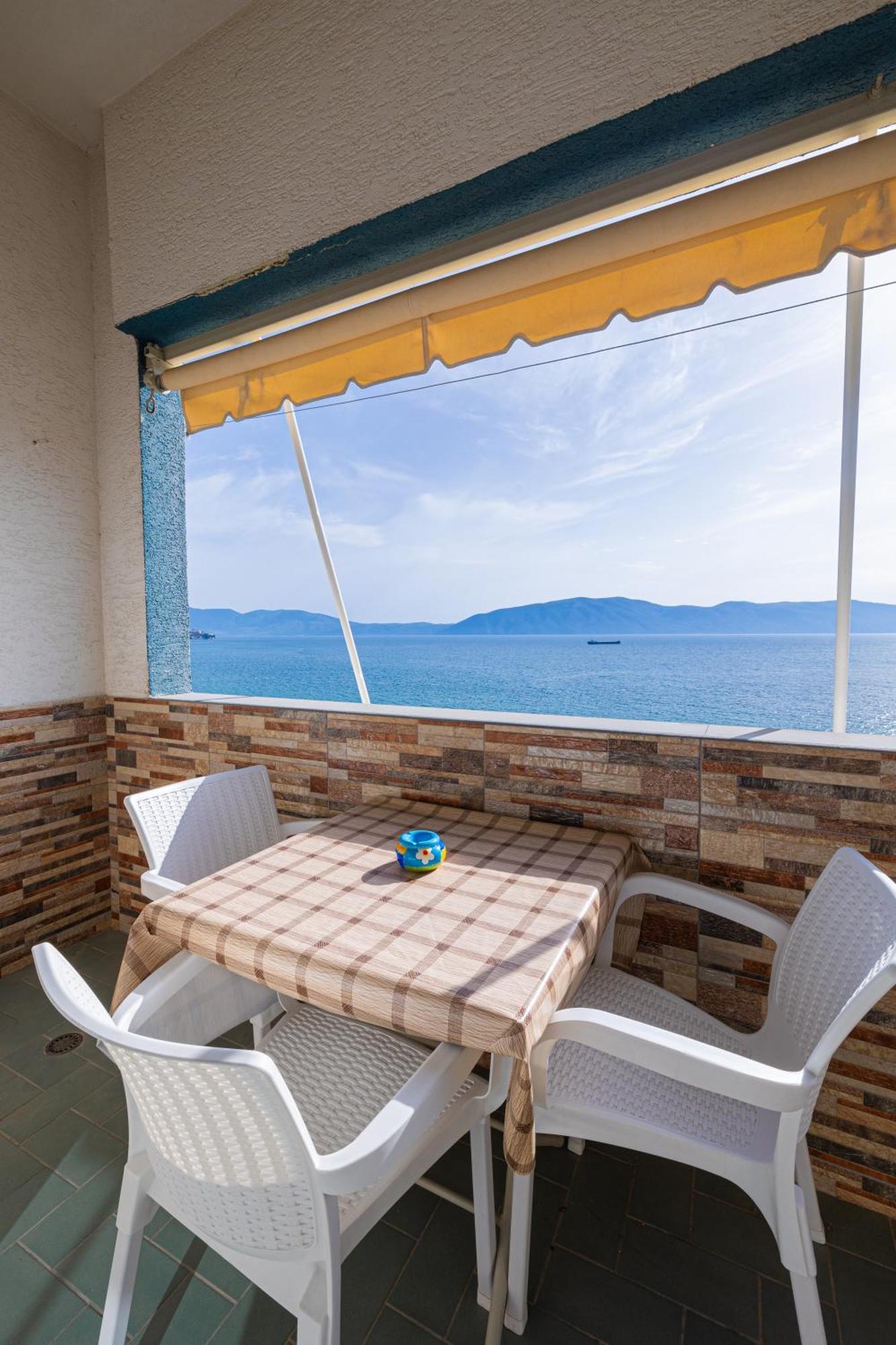 Lucas Apartments Rental Vlore Exterior photo