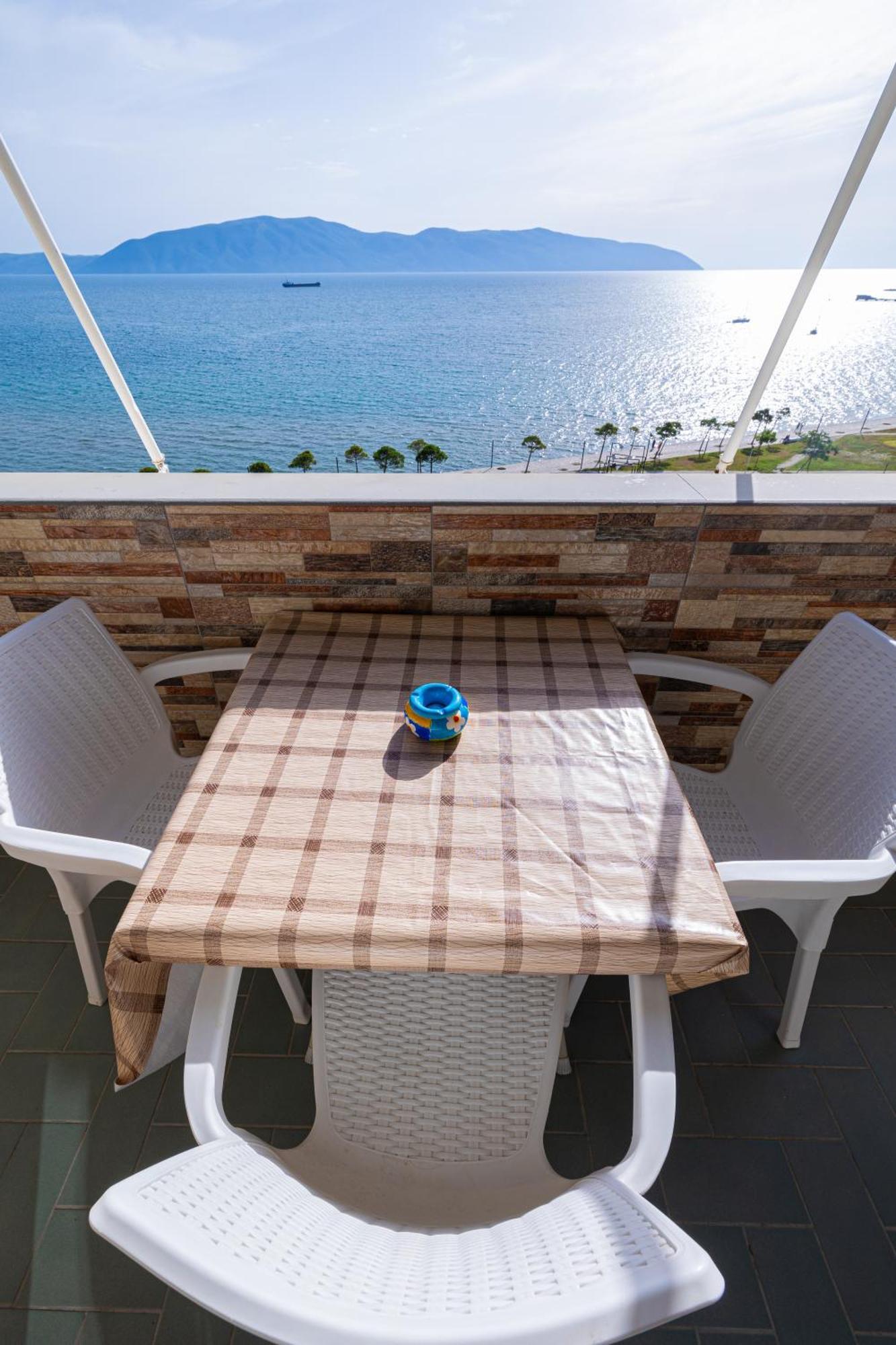 Lucas Apartments Rental Vlore Exterior photo